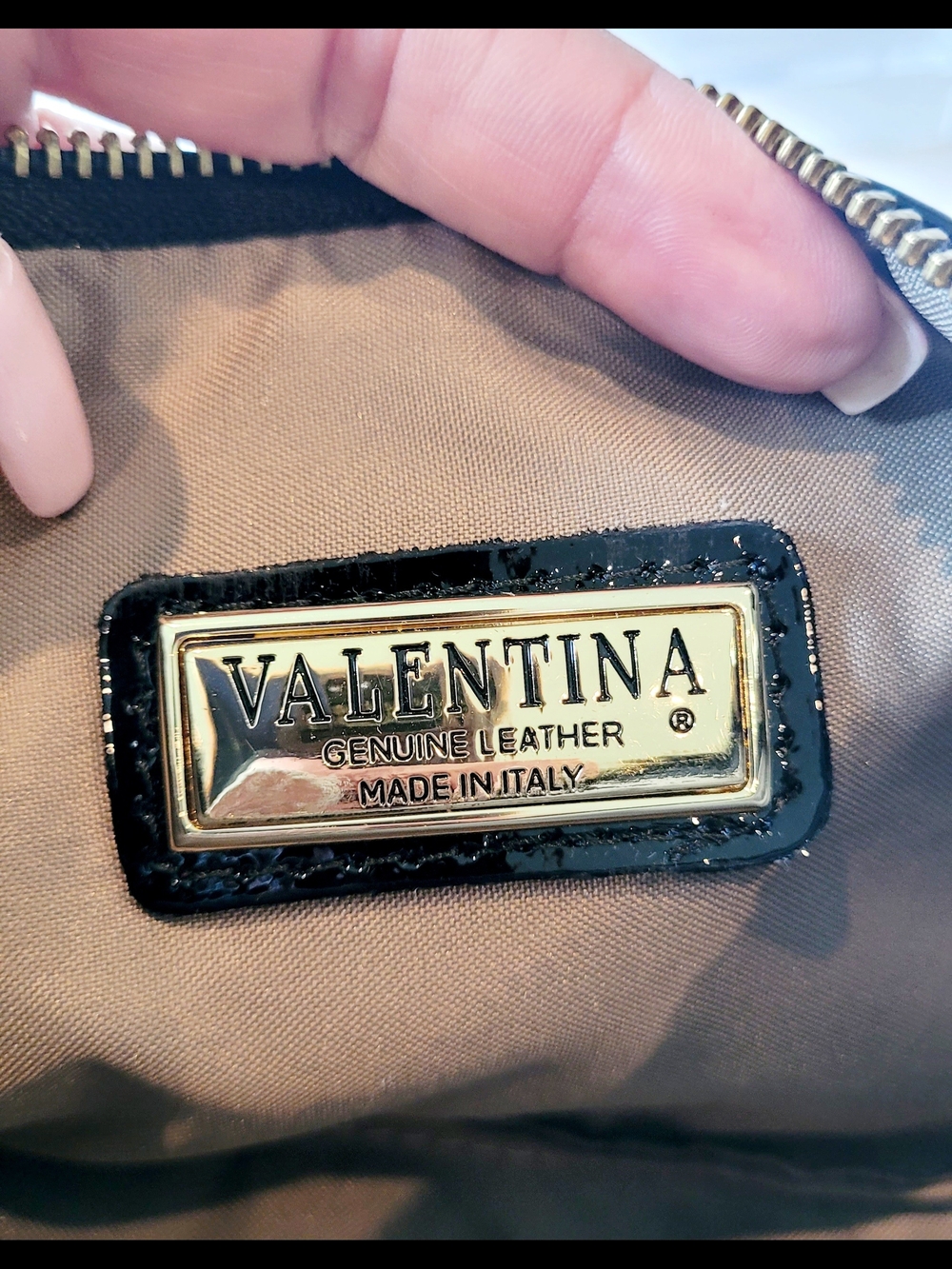 Valentina Black Patent Wrislet Made In Italy - Picture 4 of 4